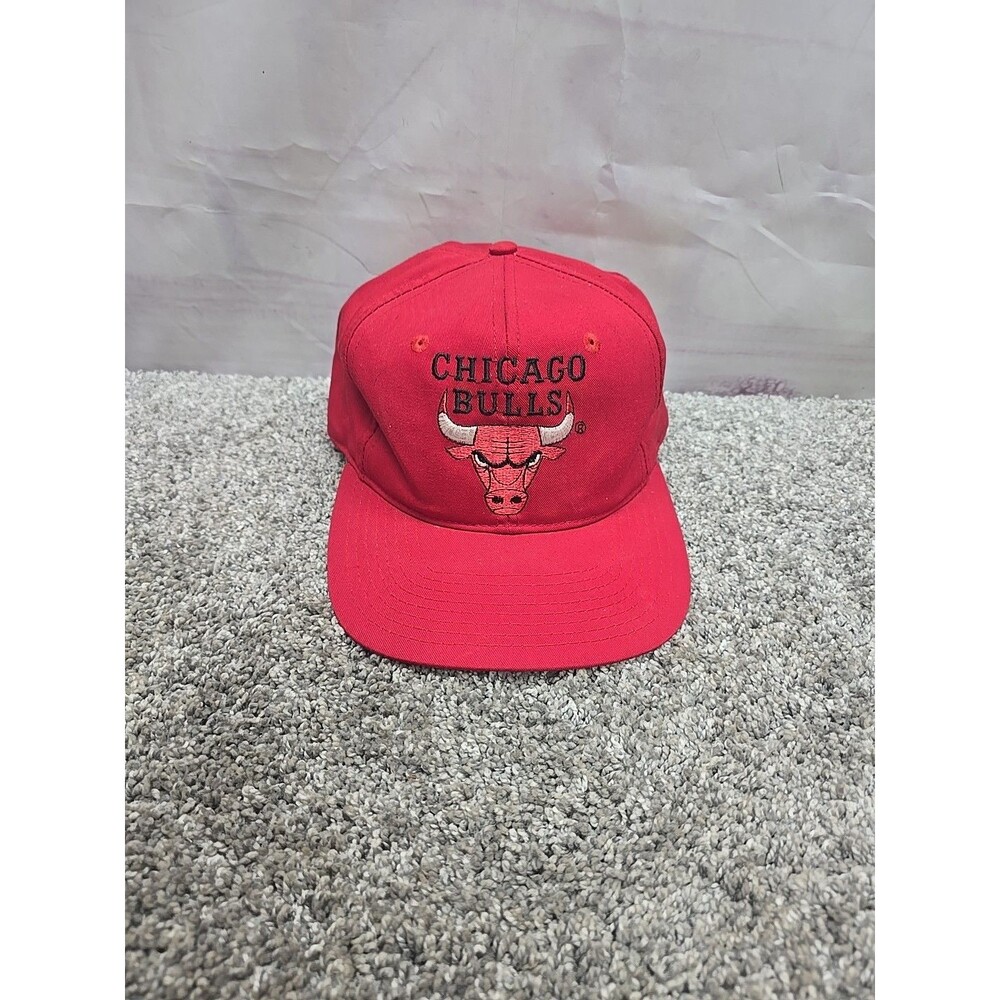 Vintage NBA Chicago Bulls Red Snapback Hat Cap Twins Enterprise Embroidered
